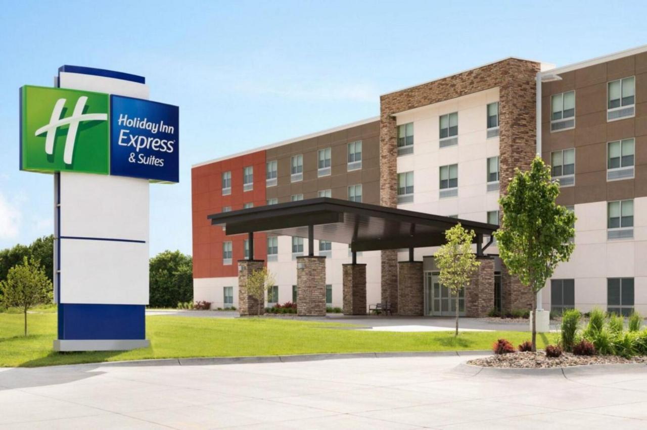 Holiday Inn Express & Suites Reedsburg - Dells Area By Ihg Extérieur photo