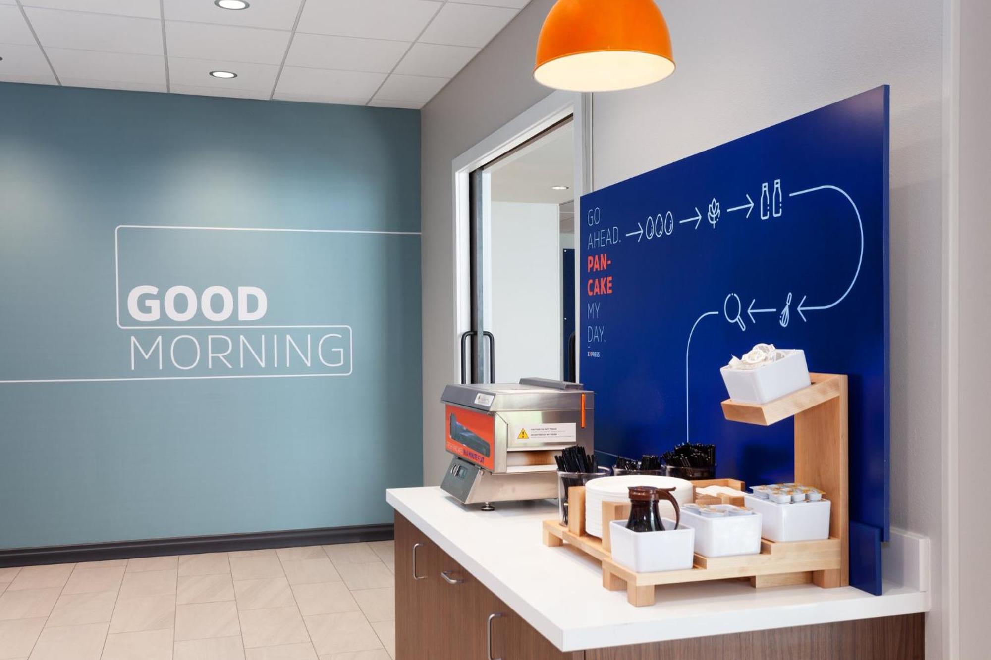 Holiday Inn Express & Suites Reedsburg - Dells Area By Ihg Extérieur photo