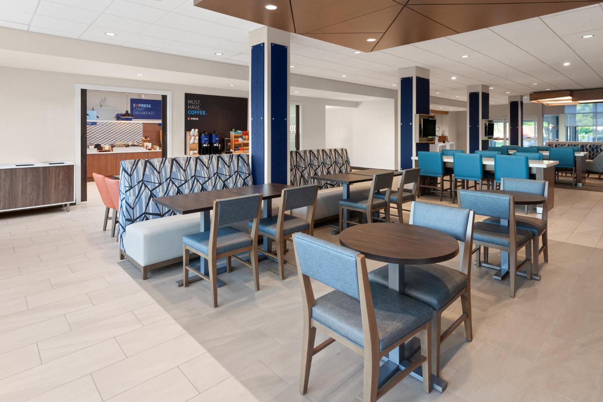 Holiday Inn Express & Suites Reedsburg - Dells Area By Ihg Extérieur photo