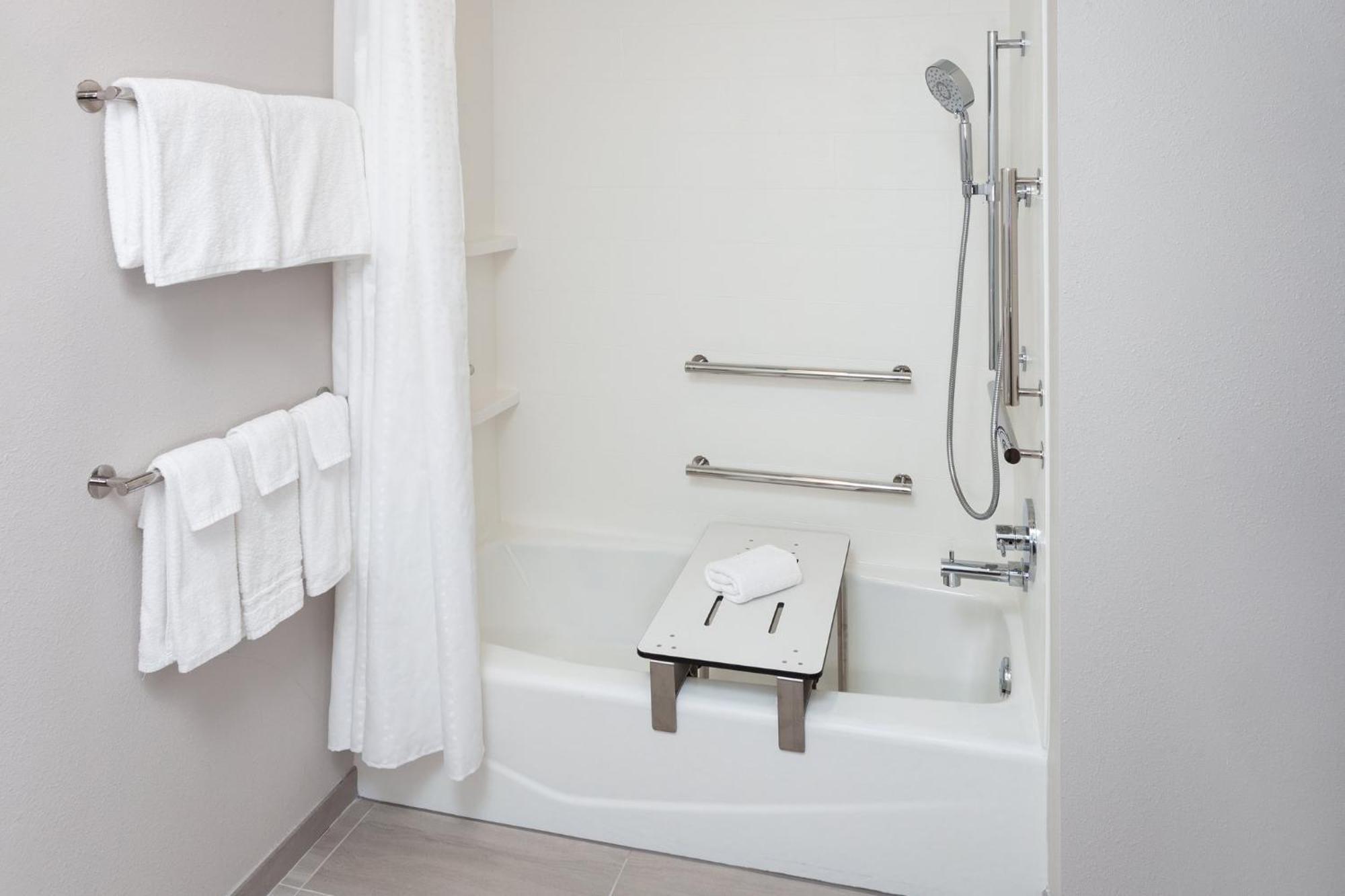 Holiday Inn Express & Suites Reedsburg - Dells Area By Ihg Extérieur photo